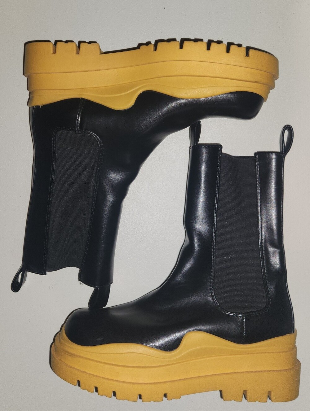 Ego Black Chelsea Boots Yellow Rubber Sole Size UK8/US9.5-10